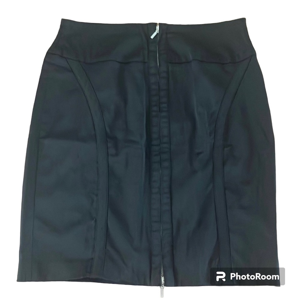 NWOT‎ Black Kenar Front Zip Satin-Feel Pencil Skirt Size 10